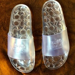 New in Box Coach Ulyssa Transparent Slides Size 7